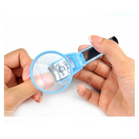 Nail Clipper, Magnifying with Light (Drive)